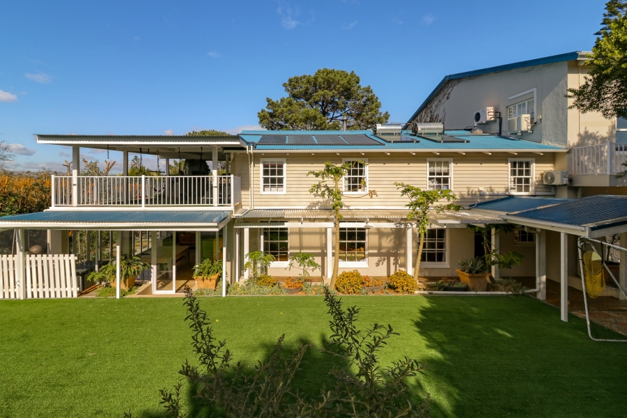 6 Bedroom Property for Sale in La Concorde Western Cape